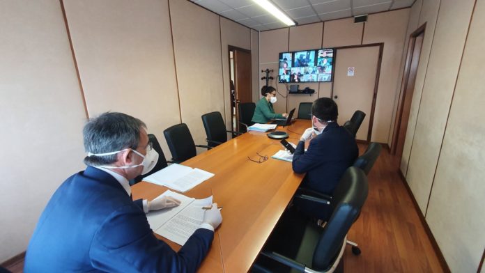Emergenza Covid 19: documento SNPA su pulizia ambienti esterni e uso disinfettanti Emergenza Covid 19: documento SNPA su pulizia ambienti esterni e uso disinfettanti