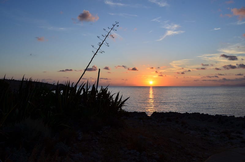 Un nuovo giorno sul mare blu di San Vito lo Capo