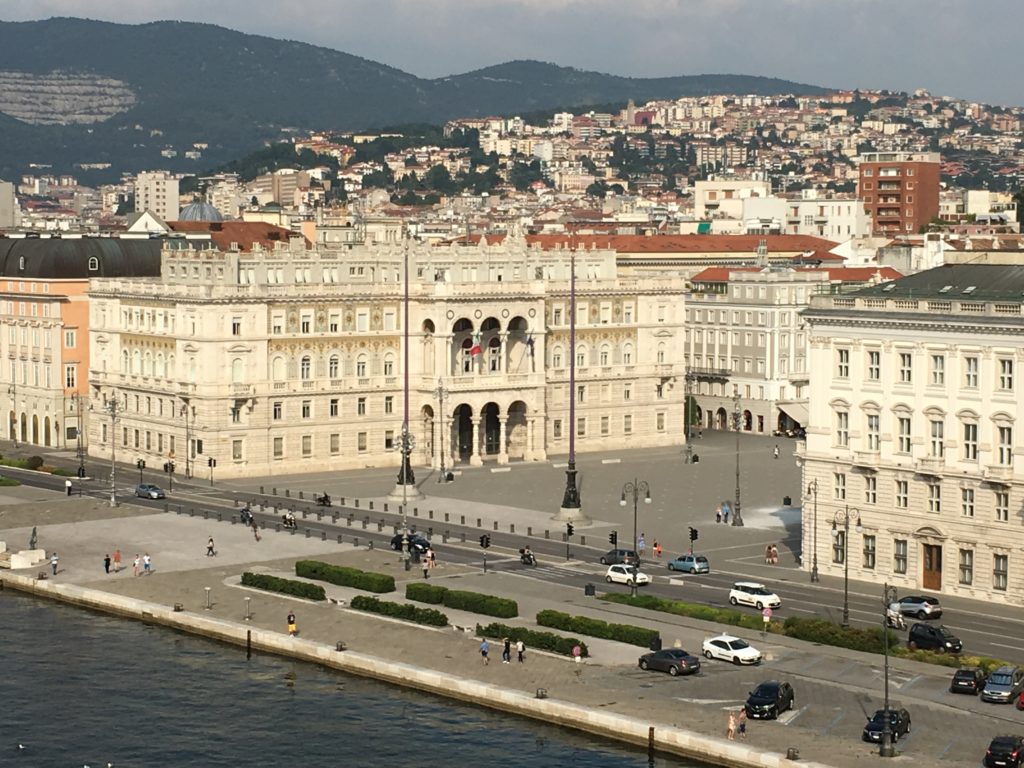 Trieste dal mare