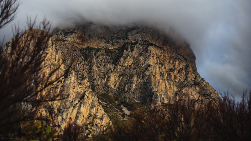 Mt. Gallo al tramonto d'inverno