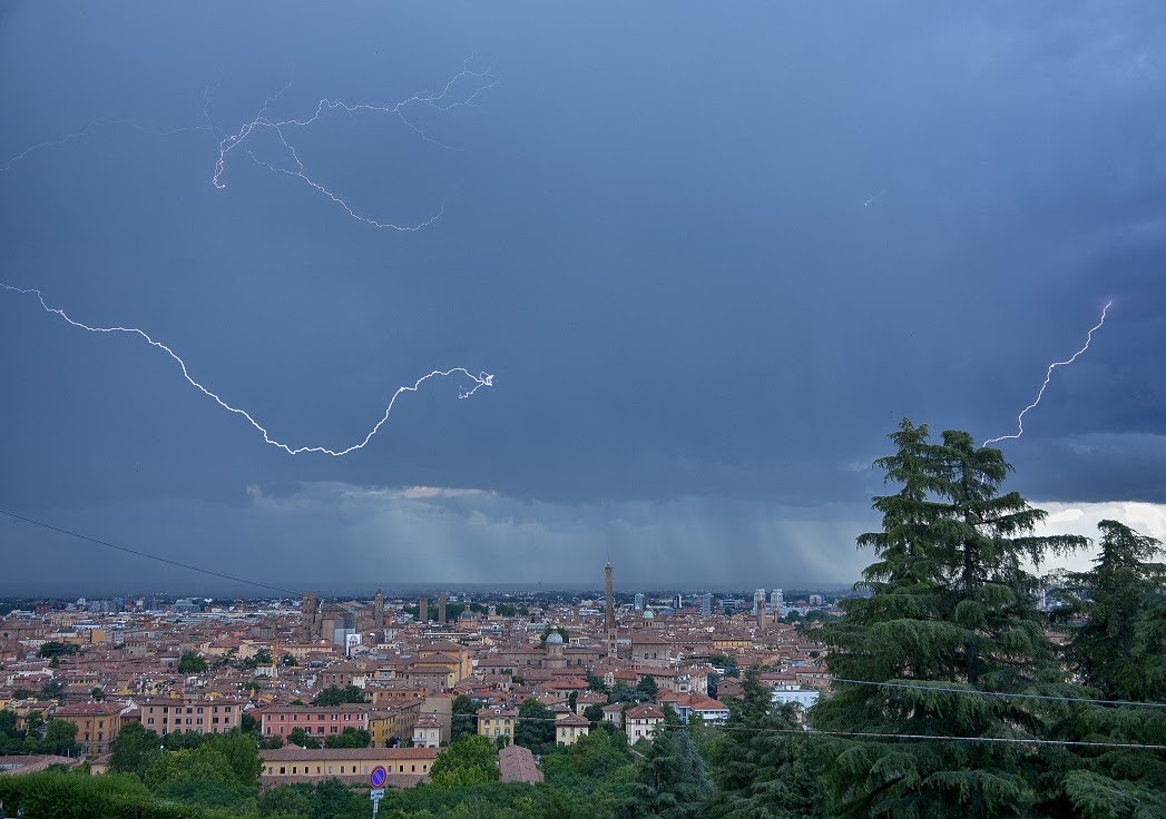 fulmini a BOLOGNA