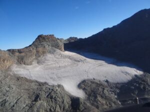 Analisi e monitoraggio dei ghiacciai e dei depositi di ghiaccio in grotta nelle Alpi piemontesi